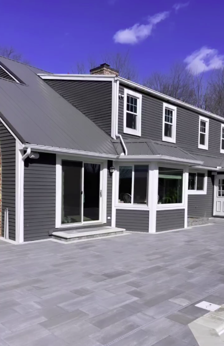 Hillside Paradise in North Huntingdon